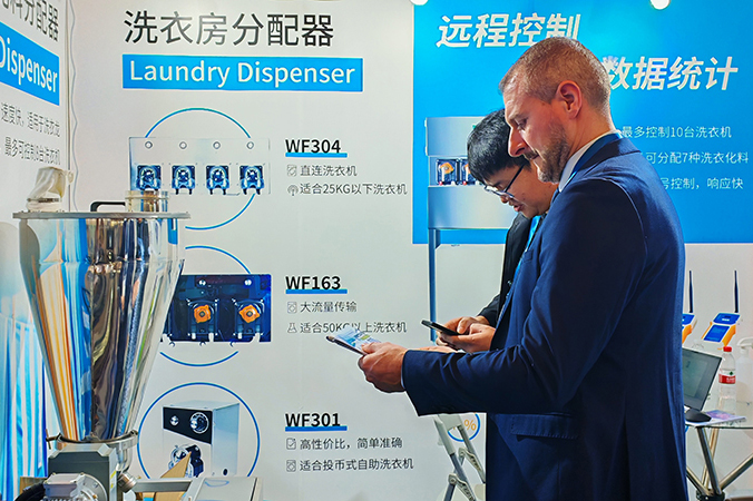 新品首發(fā) | 莫研機(jī)電粉體化料分配器 驚艷亮相 2025 中國(guó)洗滌展！