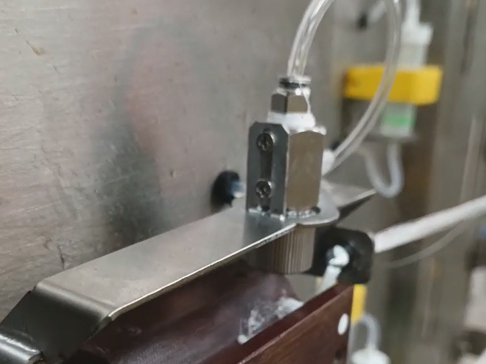 浸潤(rùn)劑噴涂組件